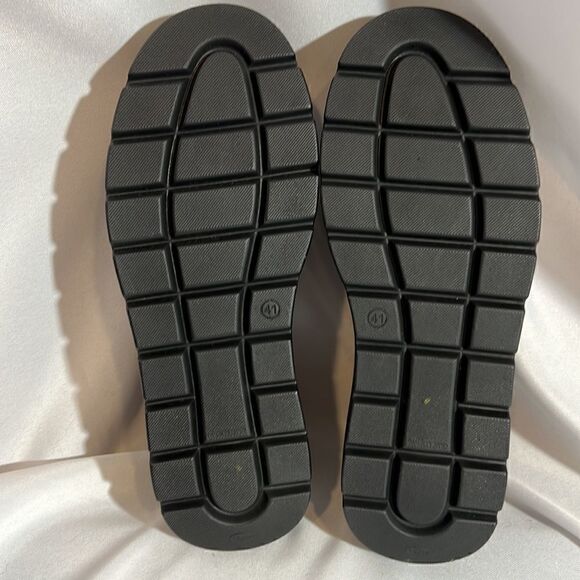 ANTHROPOLOGIE MAEVE LUGGED PLATFORM LOAFERS IN BLACK SIZE 41 - Picture 9 of 10